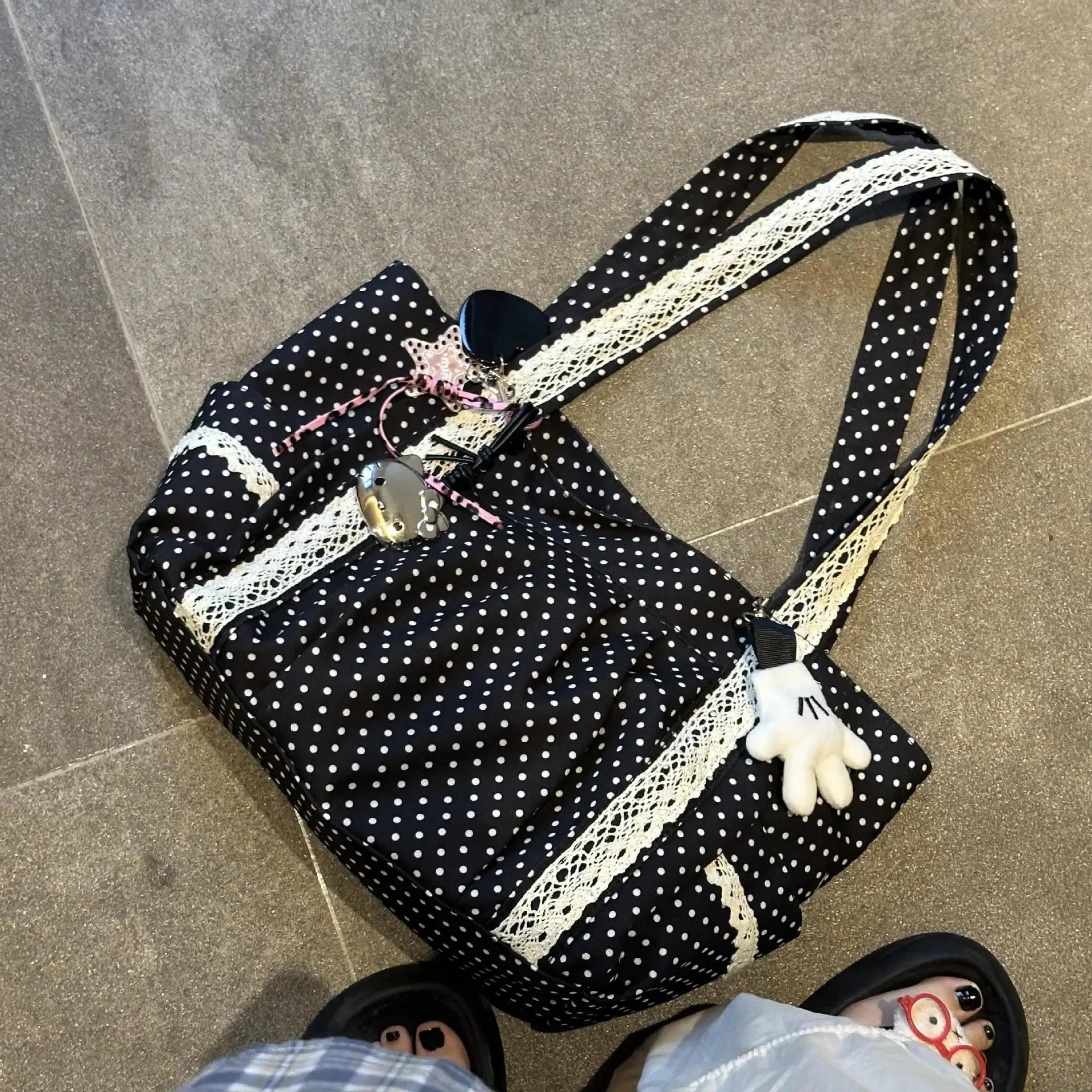 Korean Polka Dot Shoulder Bag For Women Retro Fashion Large Capacity Tote Bag Literary Work Commute Versatile Canvas Handbag